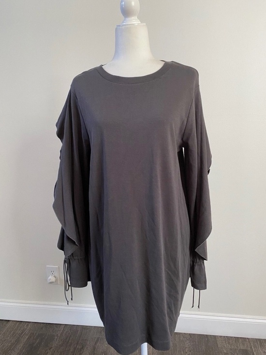 Zara Dresses & Skirts - NWOT Zara Basic Long Sleeve Ruffle Dress sz Small